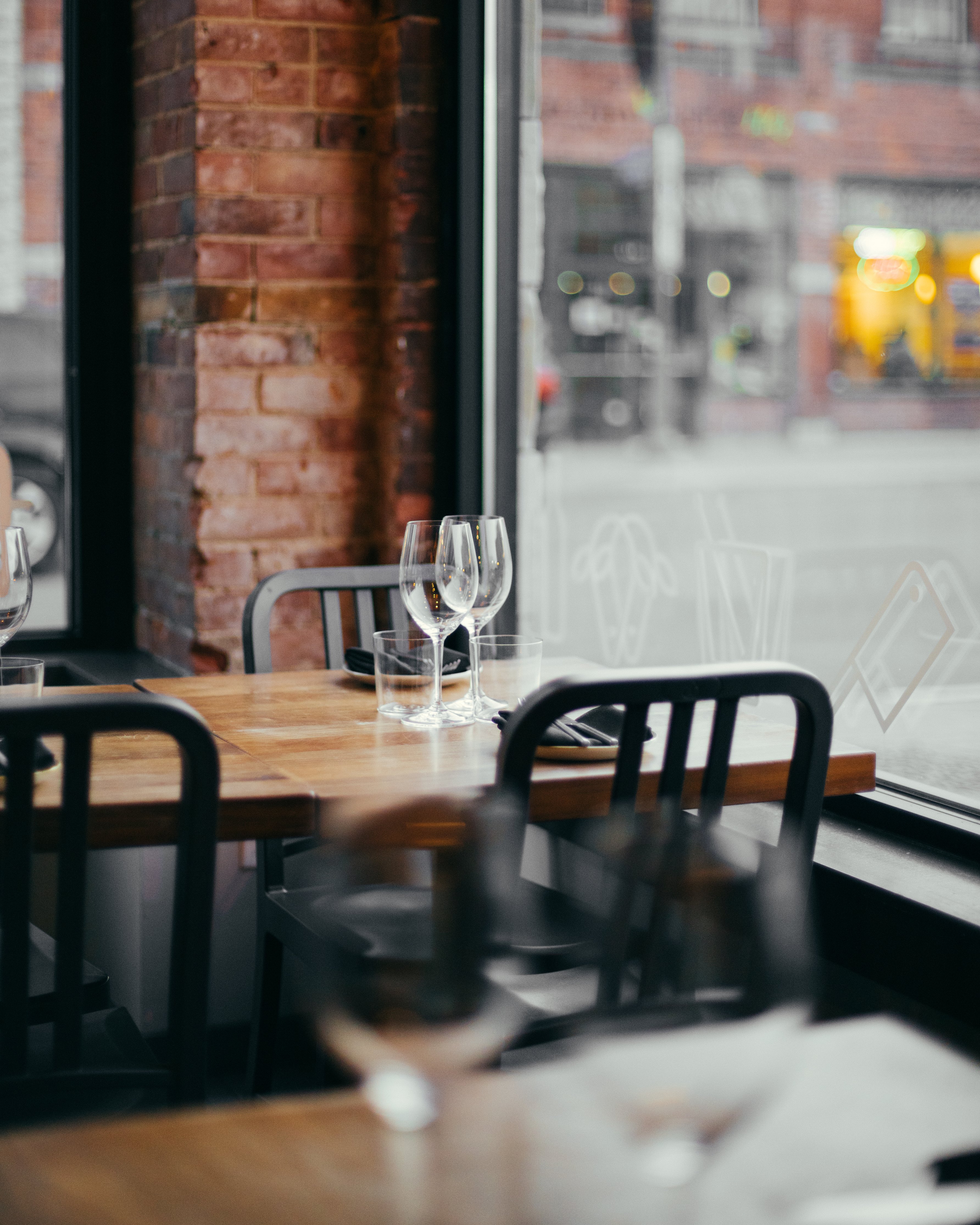 Table-for-two_4460x4460